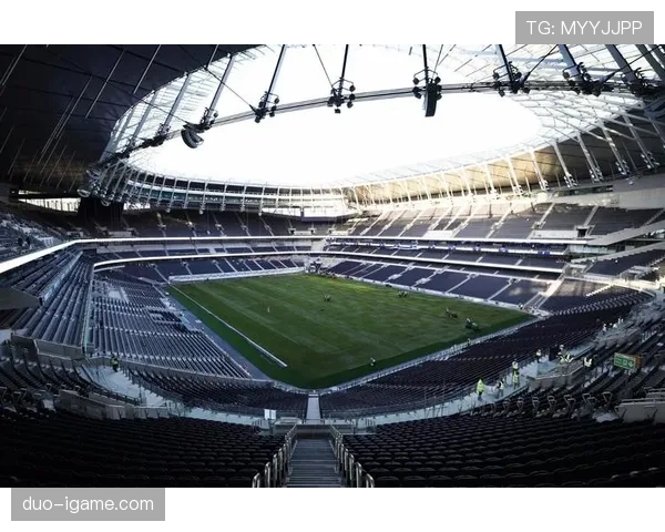 皮斯胡安球场迎来新赛季,球队目标明确引球迷期待 皮斯胡安球场迎来新赛季,球队目标明确引球迷期待