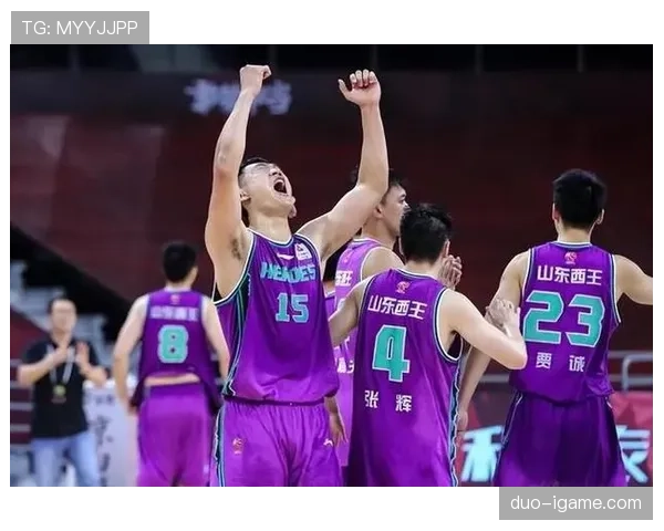 新赛季明星球员表现亮眼,核心阵容重塑球队未来格局 新赛季明星球员表现亮眼,核心阵容重塑球队未来格局