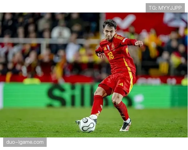 祖比门迪 vs 托尼·克罗斯:后场出球能力的结构与精度差异在哪? 祖比门迪 vs 托尼·克罗斯:后场出球能力的结构与精度差异在哪?