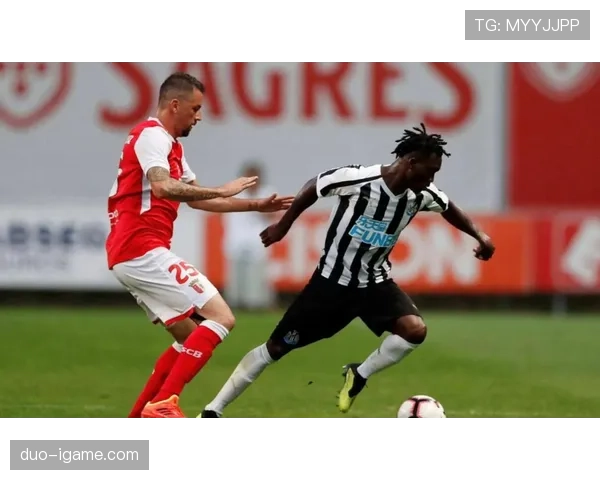 纽卡赛季后期状态波动，争四形势面临考验