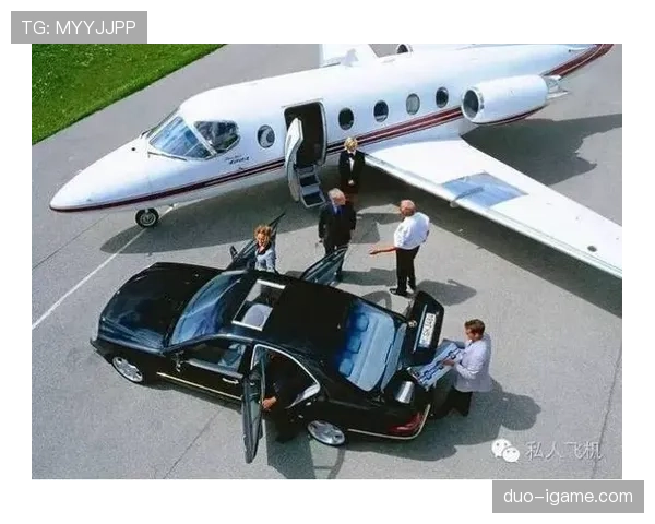 德约科维奇早餐吃金箔配蛋白粉，训练完顺手给私人飞机续了三年停机费